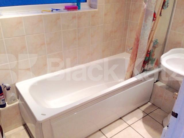 			NEW INSTRUCTION, 3 Bedroom, 1 bath, 1 reception Apartment			 Merton Road, Wimbledon 